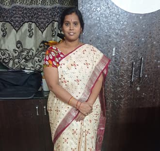 Ravali Priya before